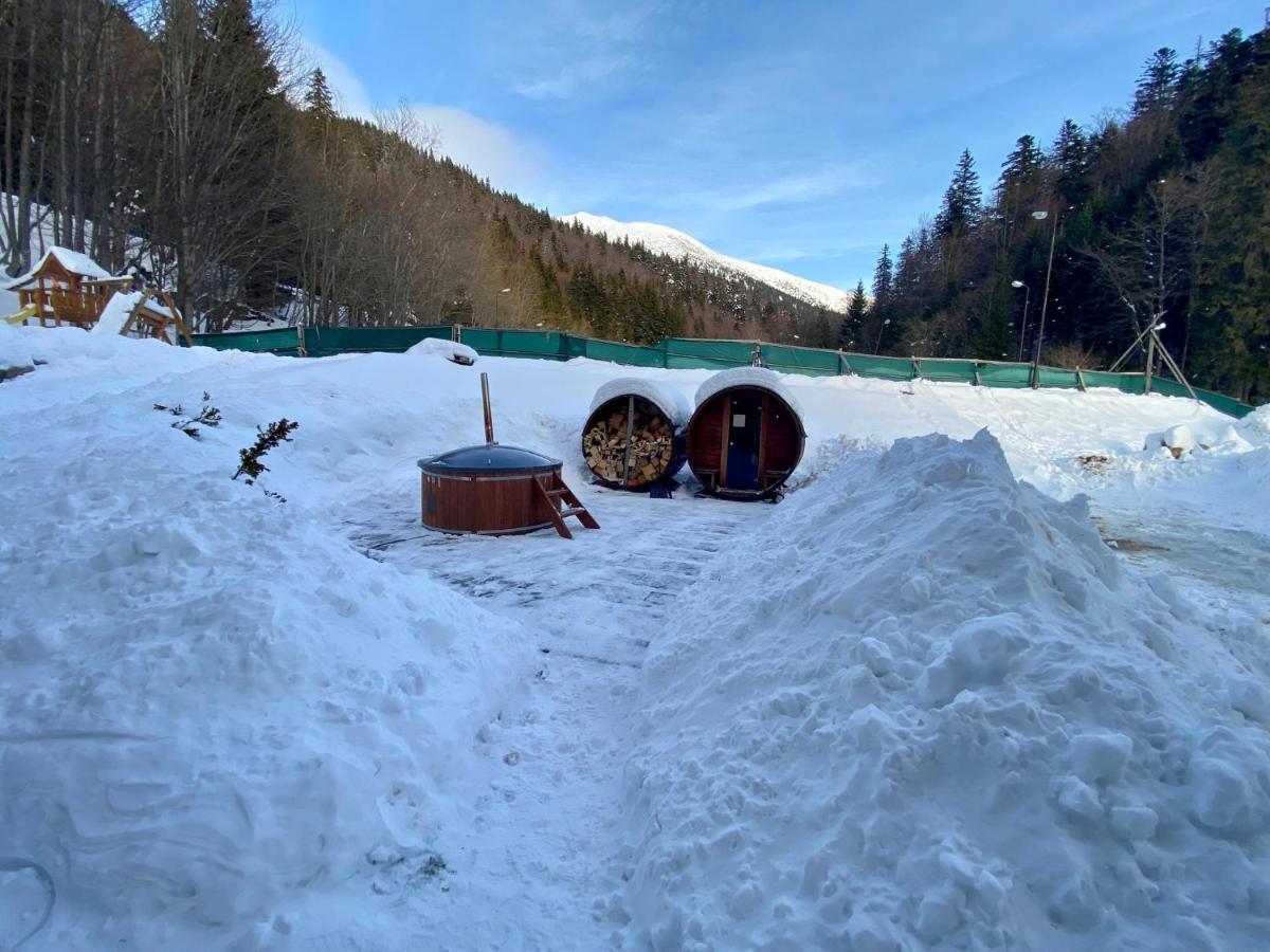 Apartment Anna Chopok, 1 110 M, Highest In Central Europe, On A Hiking Trail To Dumbier デマノブスカ・ドリーナ エクステリア 写真